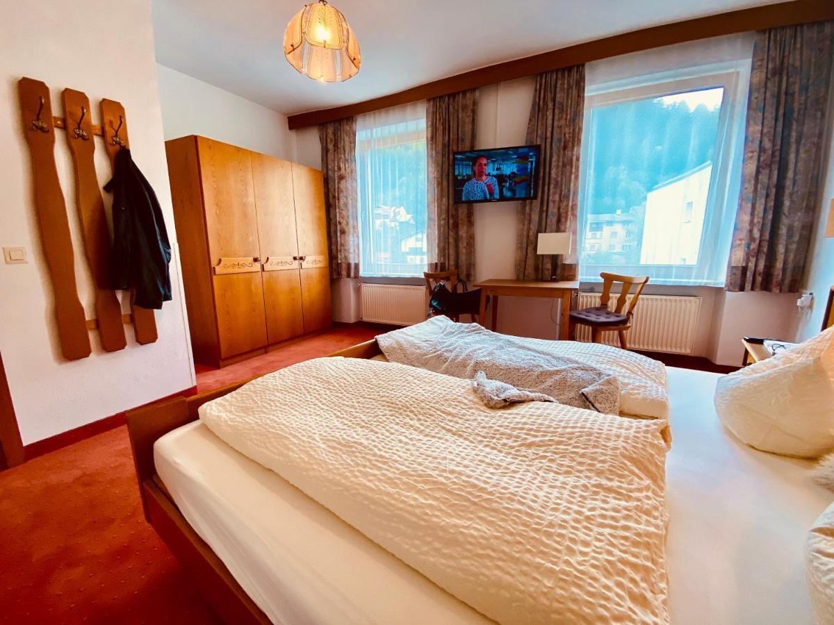 Schwarzer Adler Hotel Landeck Luaran gambar