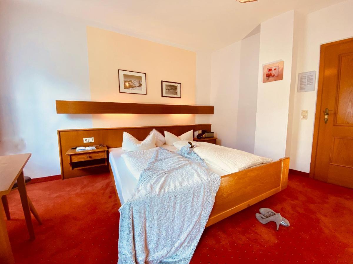 Schwarzer Adler Hotel Landeck Luaran gambar