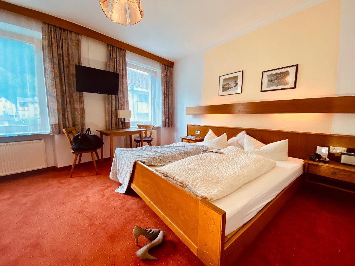 Schwarzer Adler Hotel Landeck Luaran gambar