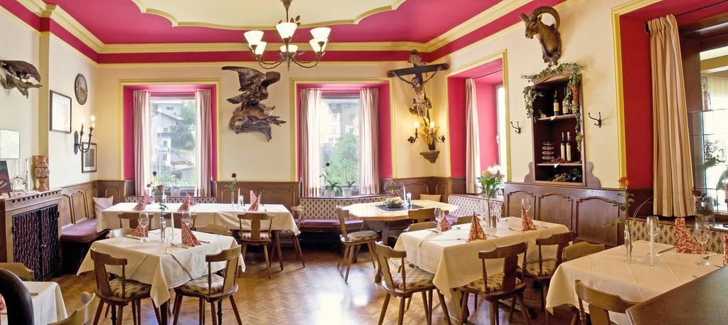 Schwarzer Adler Hotel Landeck Luaran gambar