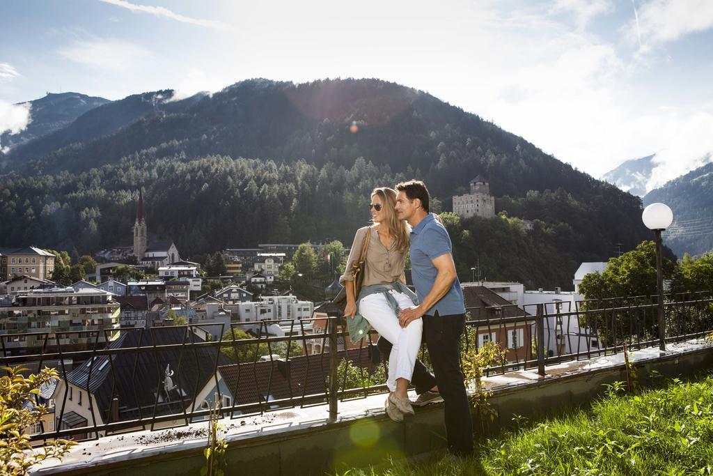 Schwarzer Adler Hotel Landeck Luaran gambar