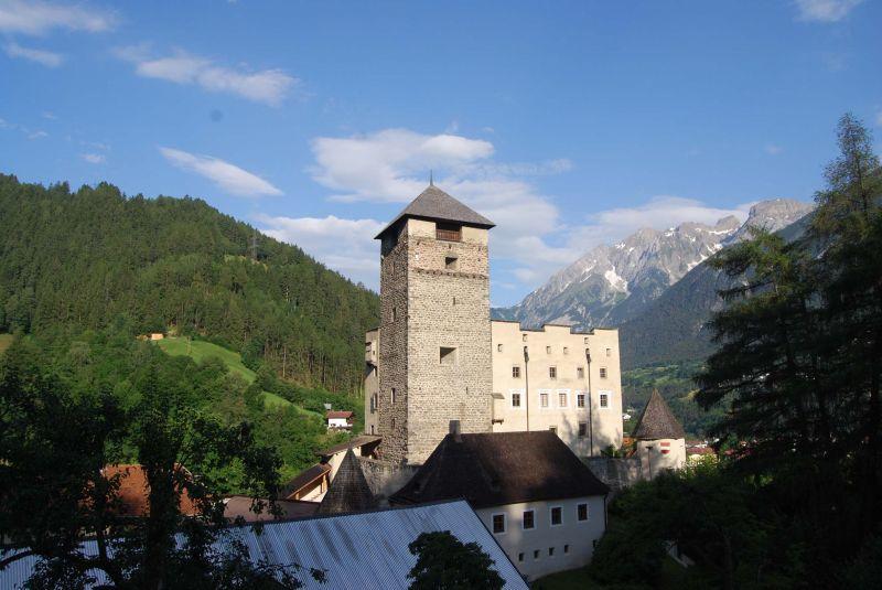 Schwarzer Adler Hotel Landeck Luaran gambar