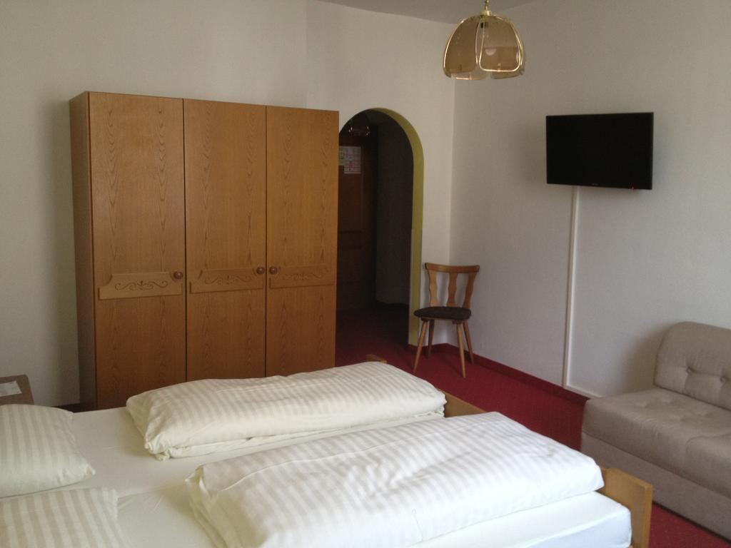 Schwarzer Adler Hotel Landeck Luaran gambar