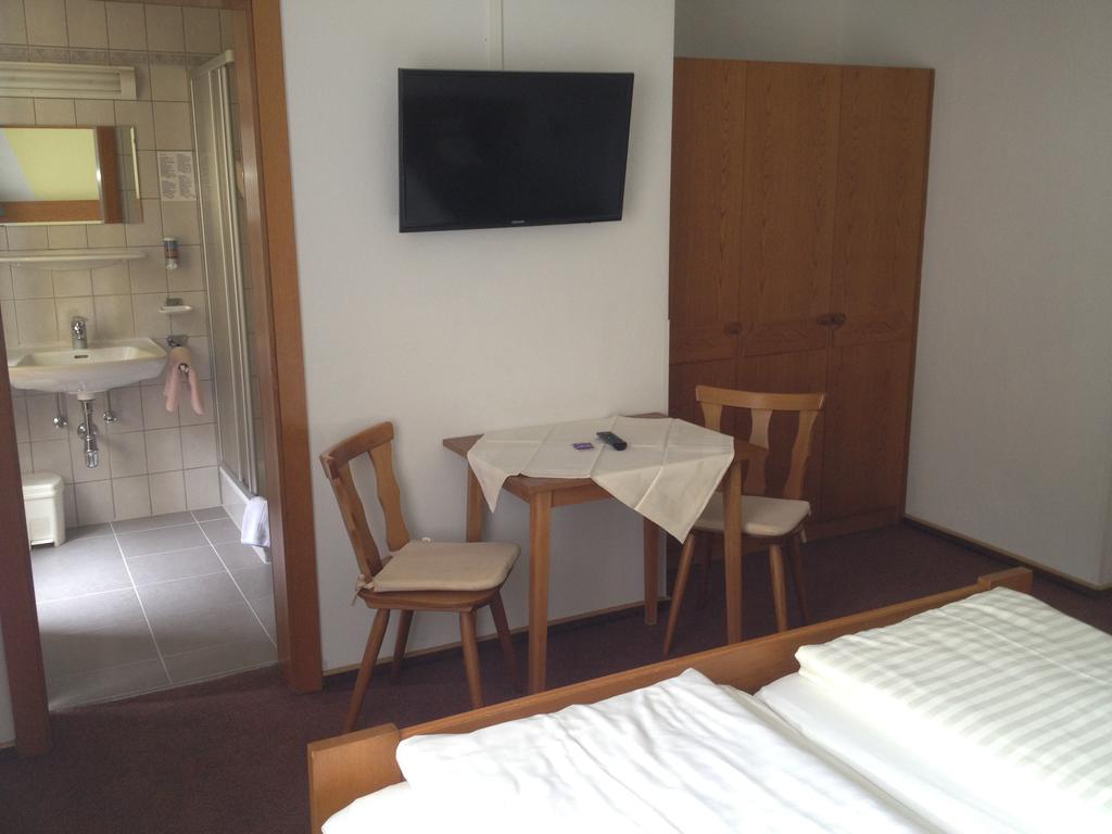 Schwarzer Adler Hotel Landeck Luaran gambar