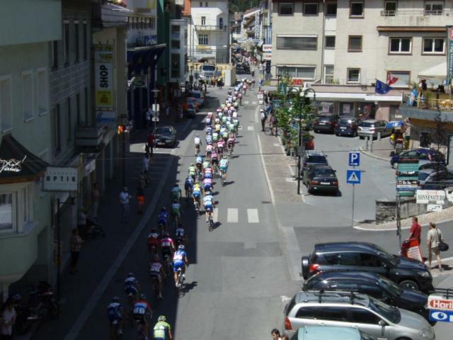 Schwarzer Adler Hotel Landeck Luaran gambar