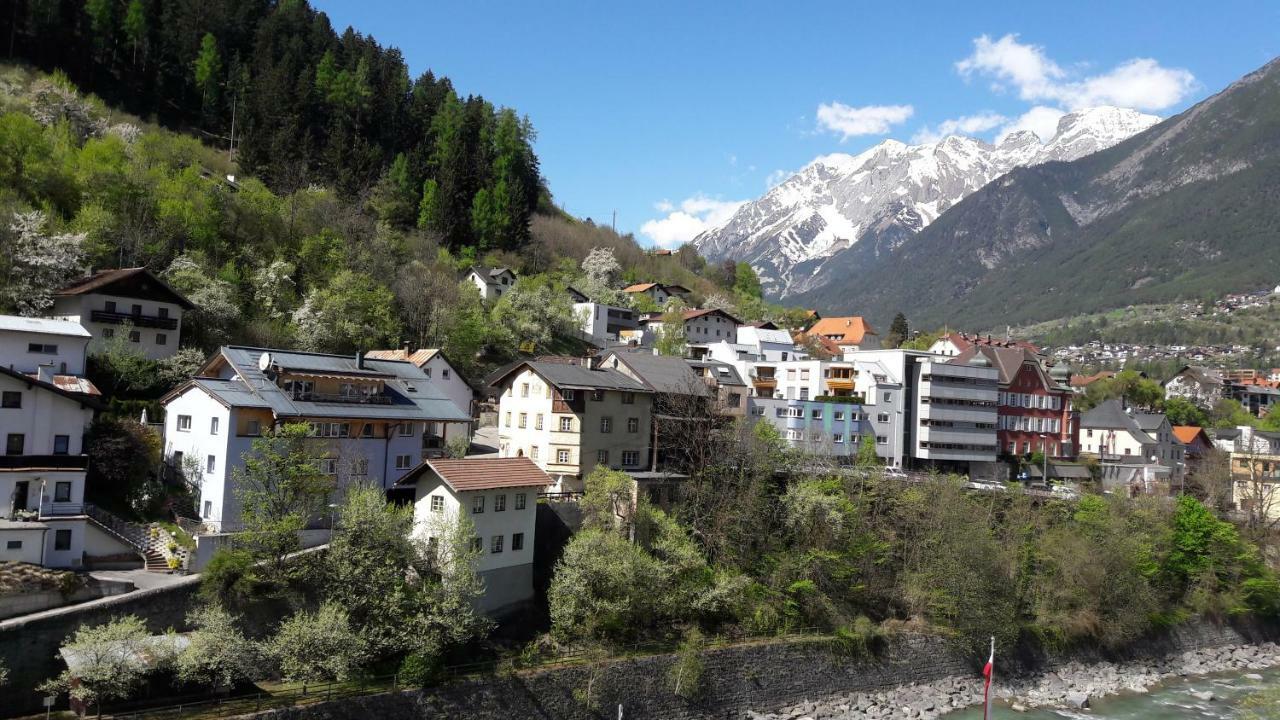 Schwarzer Adler Hotel Landeck Luaran gambar