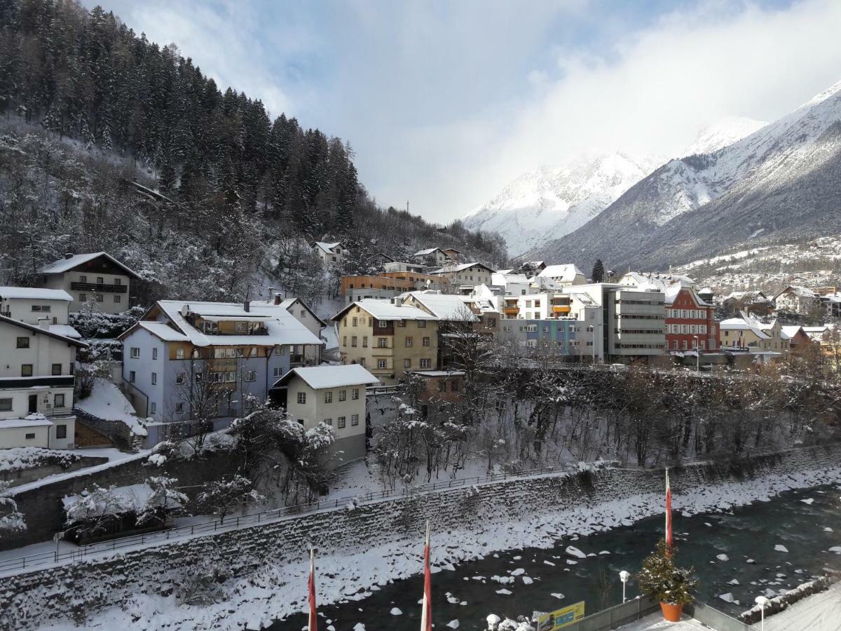 Schwarzer Adler Hotel Landeck Luaran gambar